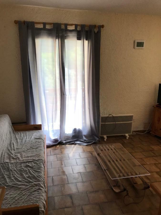 Apartment Courbet Meylouga *