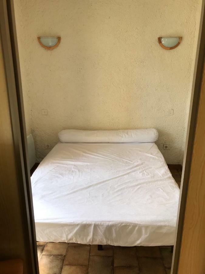 Courbet Meylouga Apartment *
